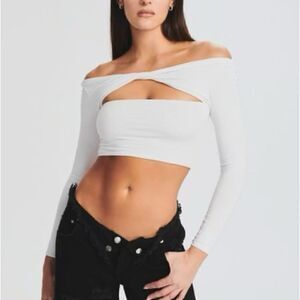 NWT Seroya Ellis Top in White - Size Small